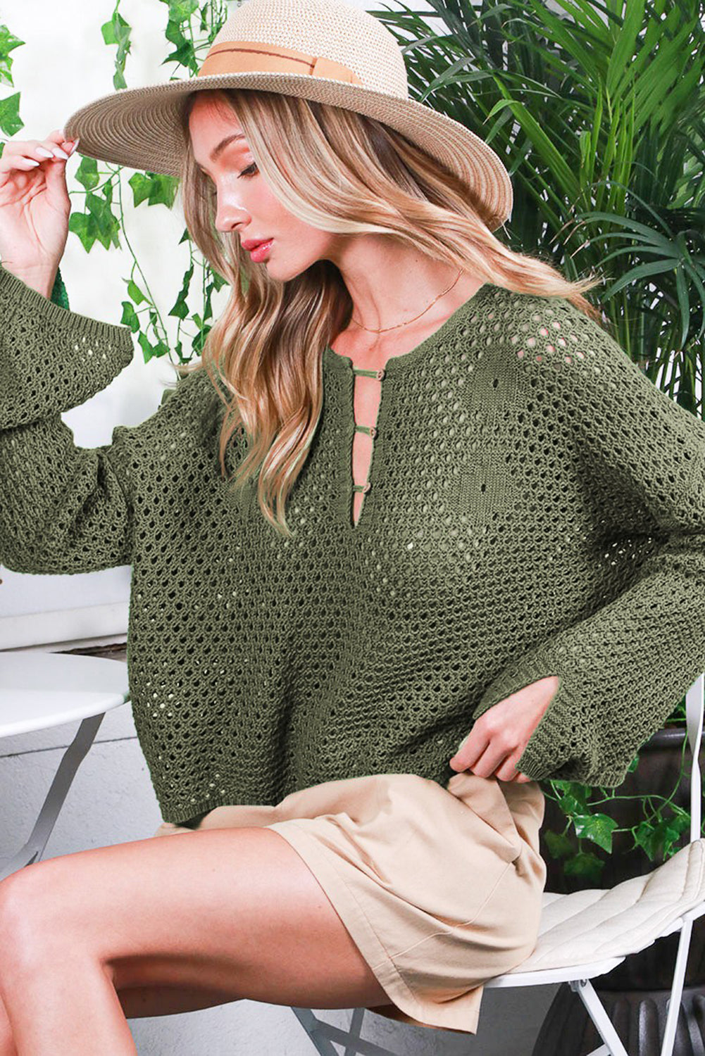 Vineyard green offener strick mit geknöpftem halsausschnitt pullover mit geteilten ärmeln
