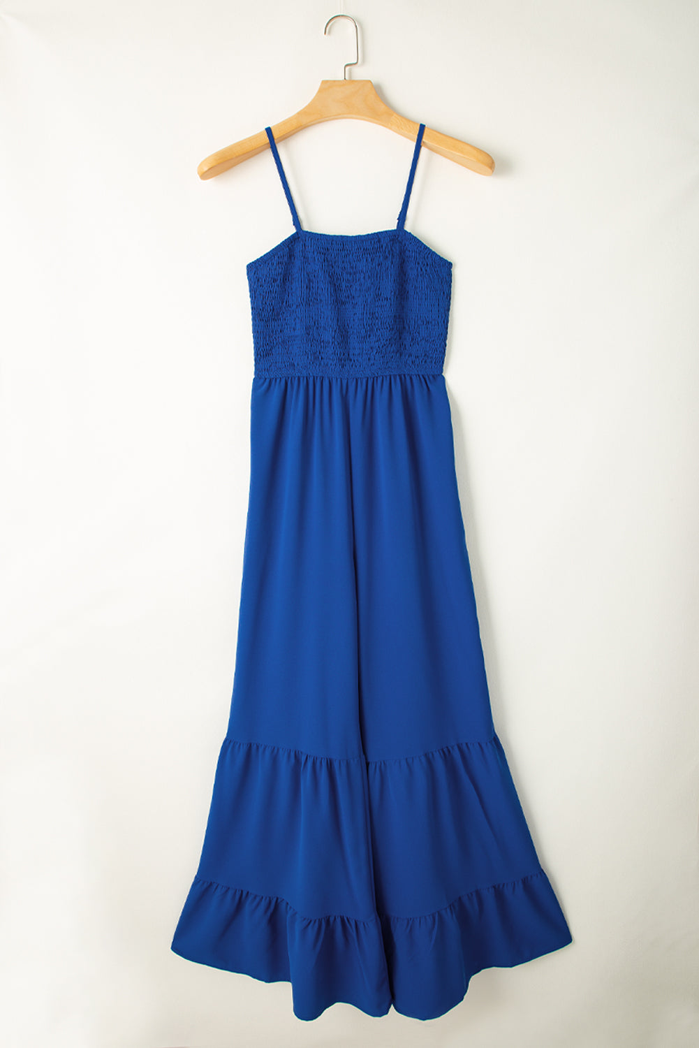 Marineblauer spaghettiträger-overall mit gerafftem, weitem bein