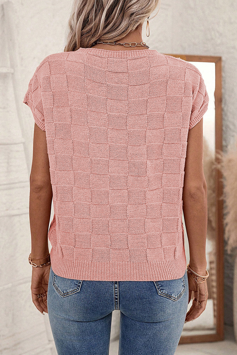 Kurzarmpullover mit gitterstruktur in staubigem rosa