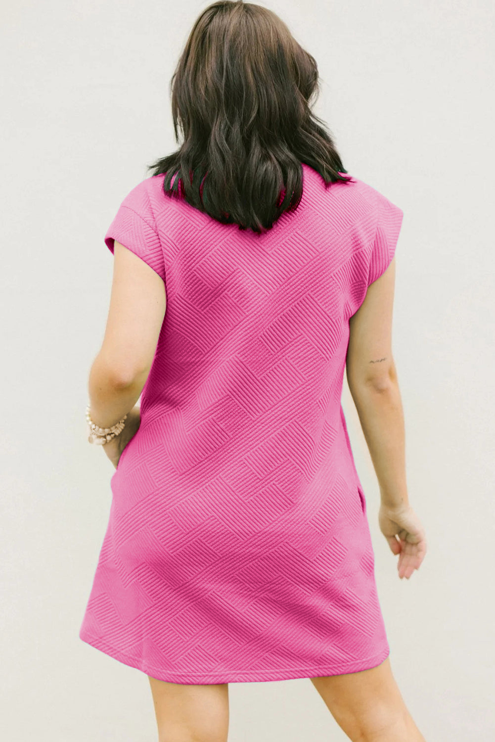 Sachet rosa strukturierte Kappe Ärmel t Shirt Kleid