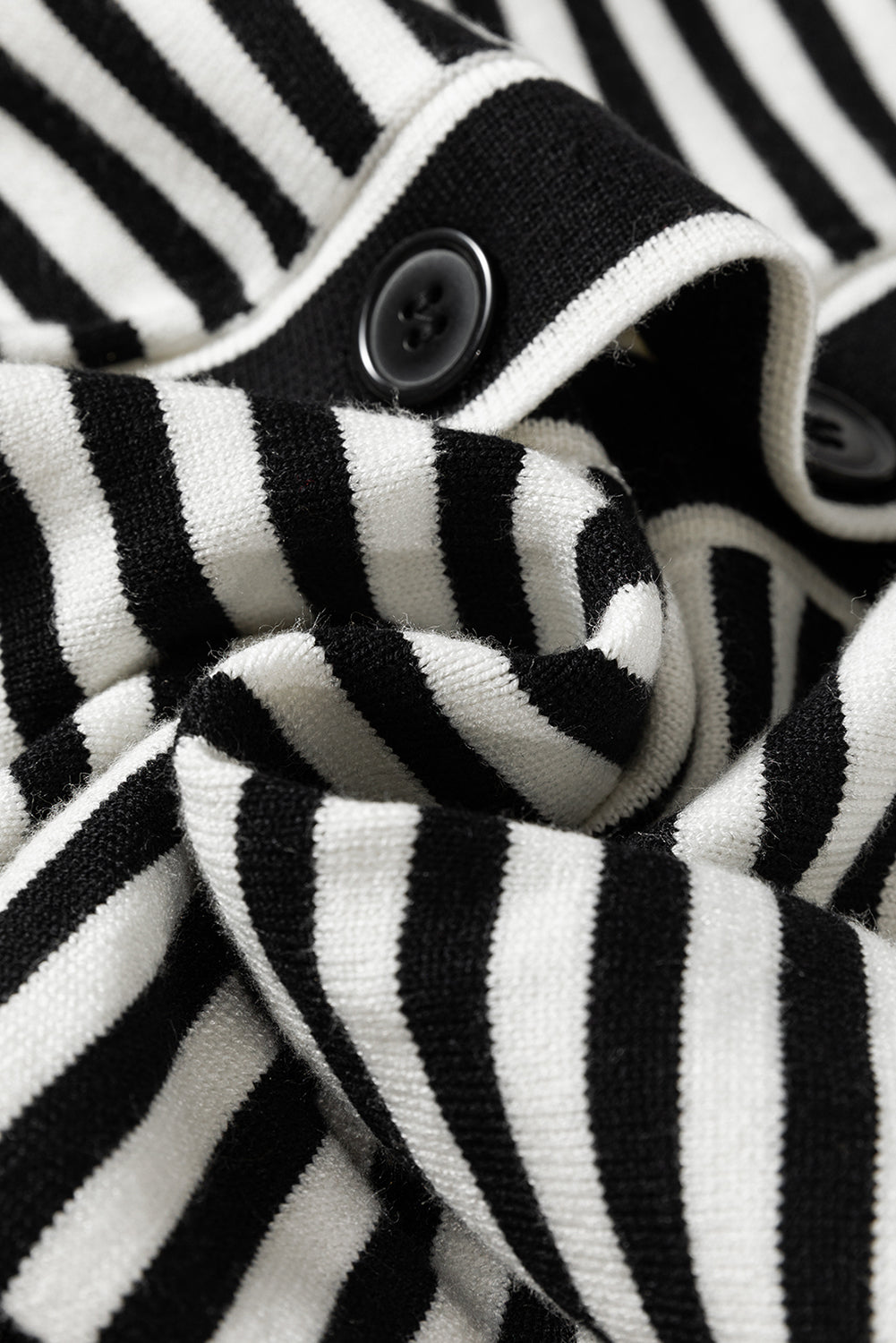 Schwarz gestreifte langarm-tunika-strickjacke