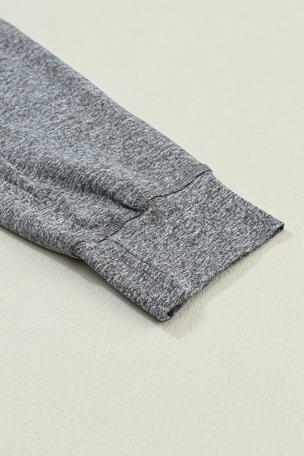 Graue jogginghose mit kordelzug an der taille