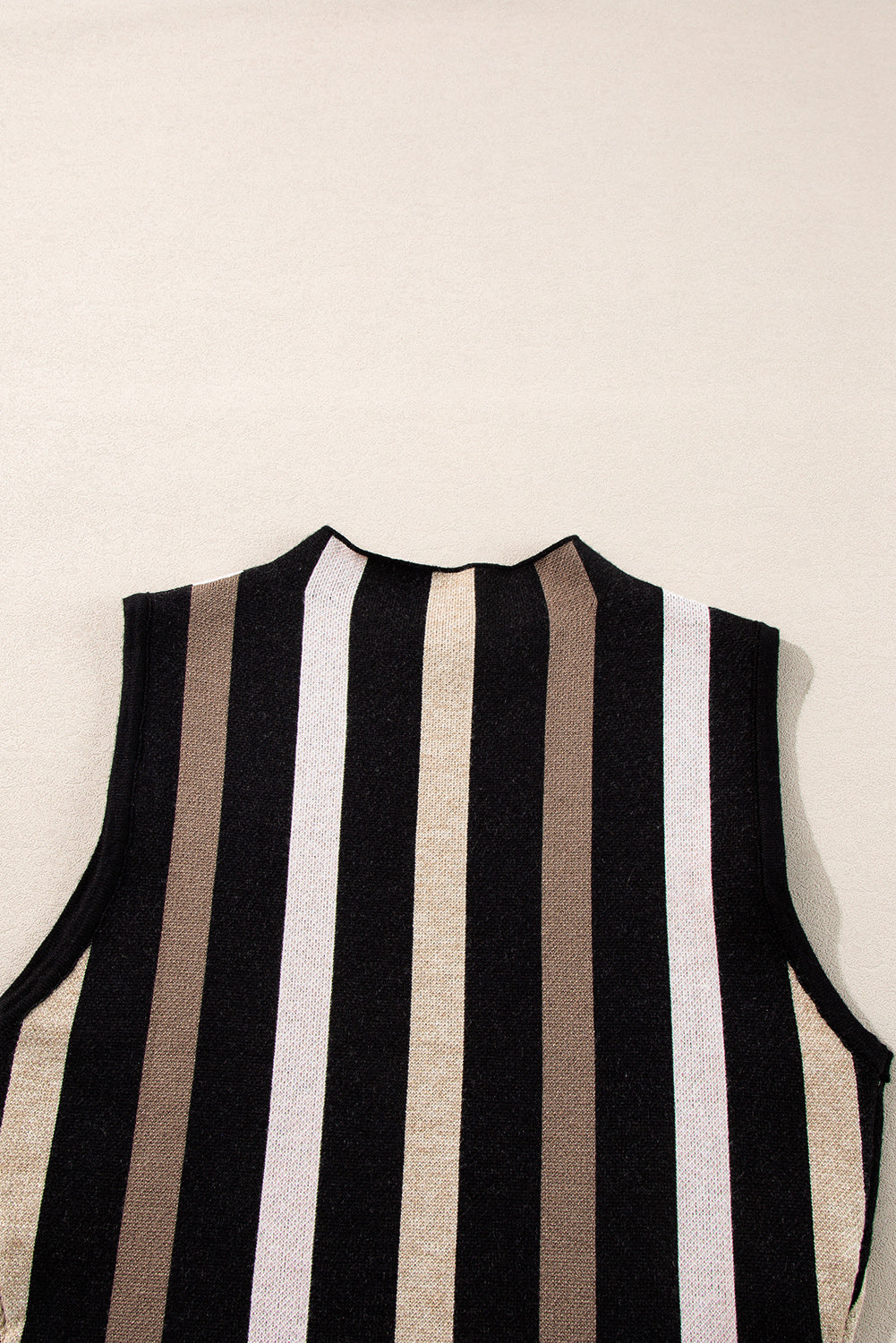 Schwarz gestreift slim fit o neck pullover weste