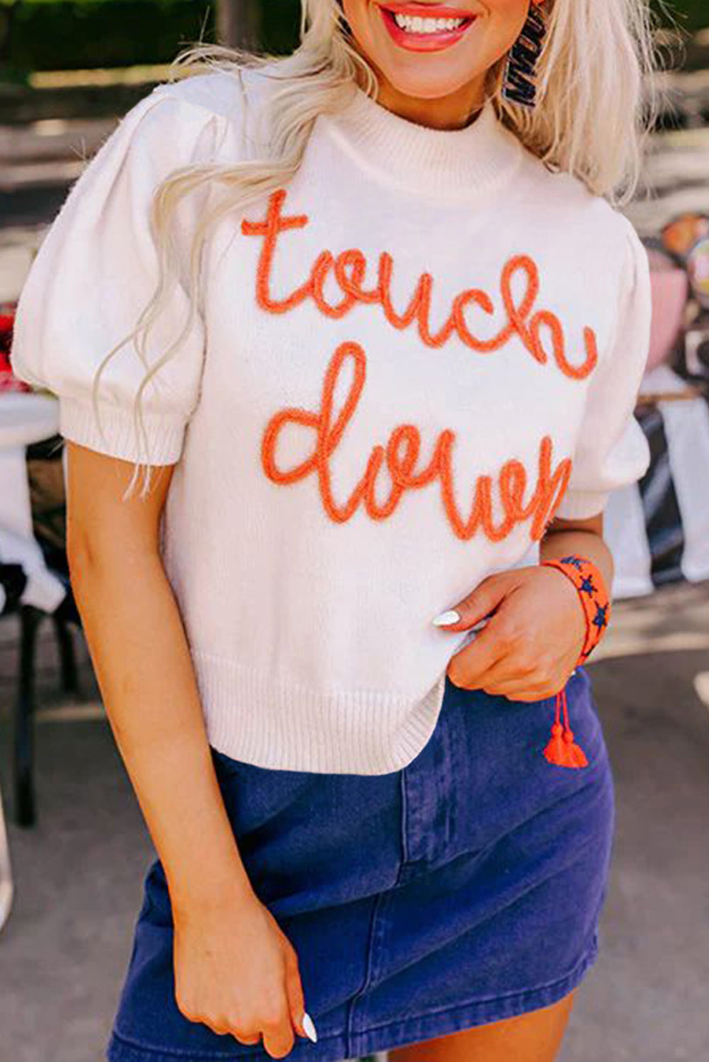 Weißer touchdown tinsel puff short sleeve rundhalsausschnitt pullover