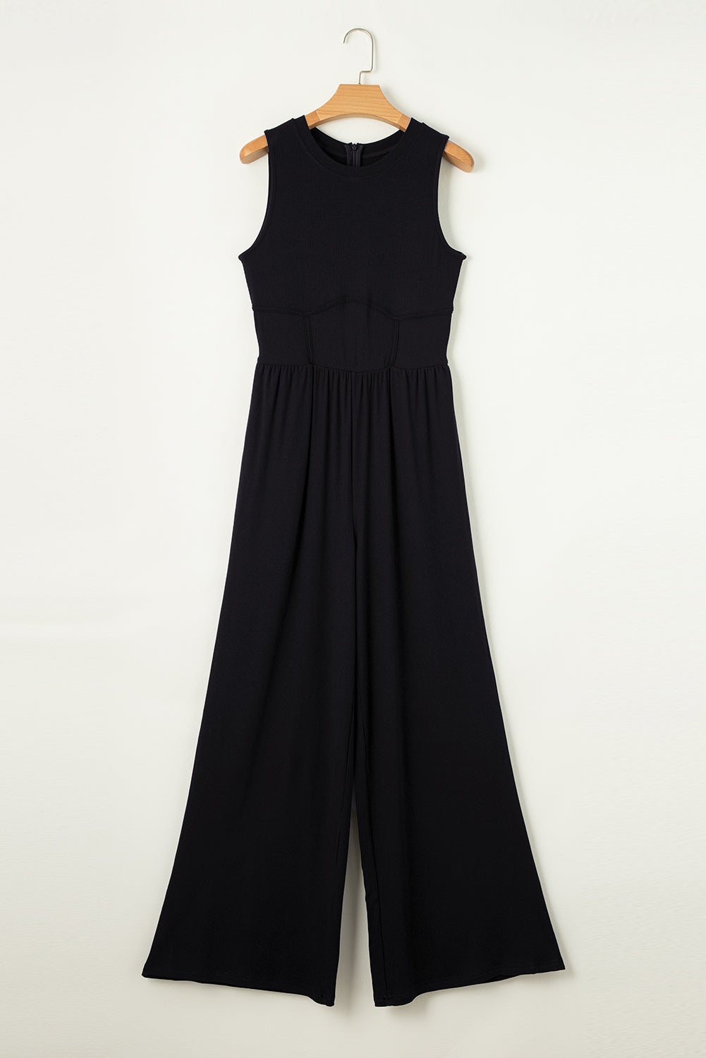 Zwarte mouwloze jumpsuit met brede been en vernauwde taille