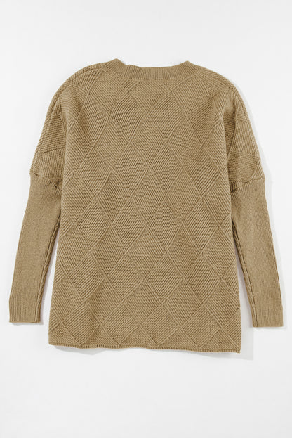 Karierter pullover mit strukturierten fledermausärmeln in camel