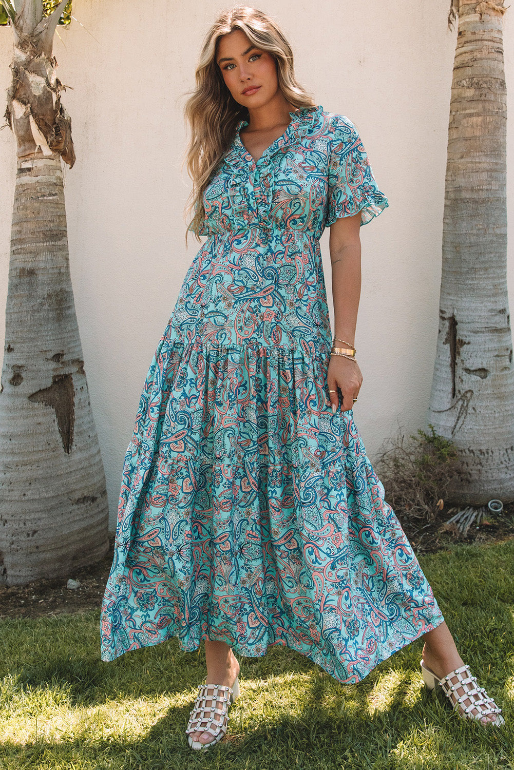 Himmelblaues paisley print boho holiday ruffle tiered maxi dress