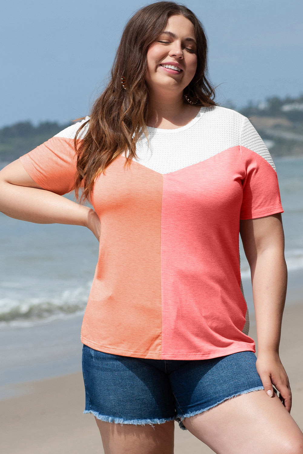 Weißes plus size colorblock waffelstrick-tee