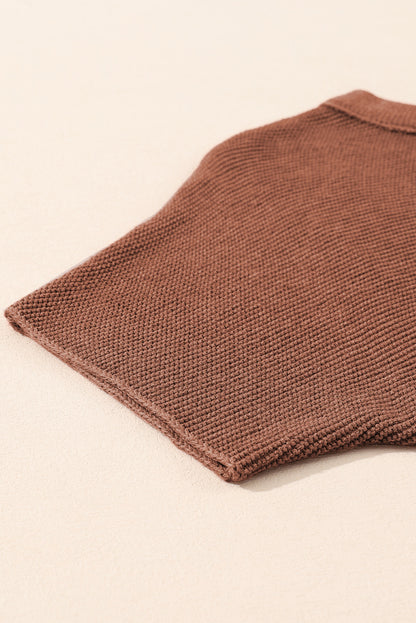 Kaffee hochhals-pullover mit kurzen fledermausärmeln