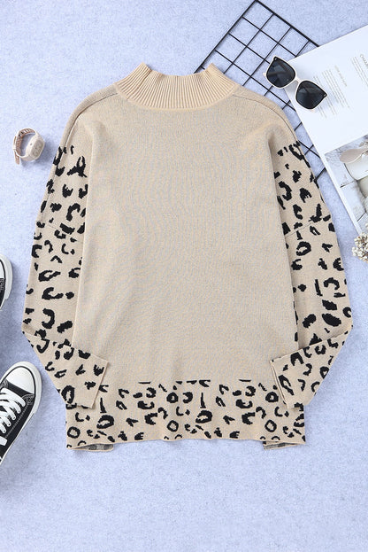 Khaki leopard pullover mit hohem halsausschnitt und seitenschlitz in übergröße