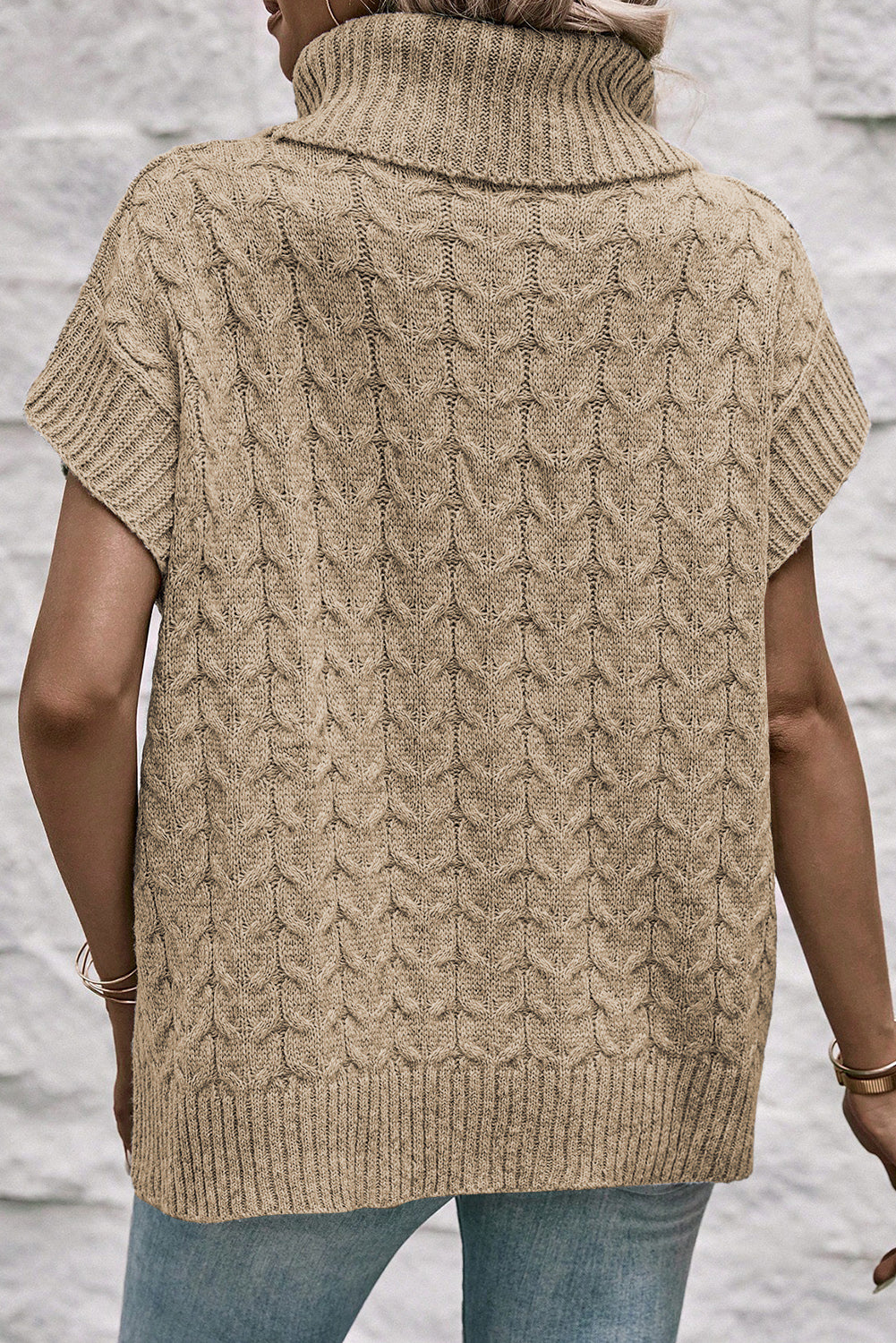 Light french beige cable knit rollkragenpullover mit fledermausärmeln