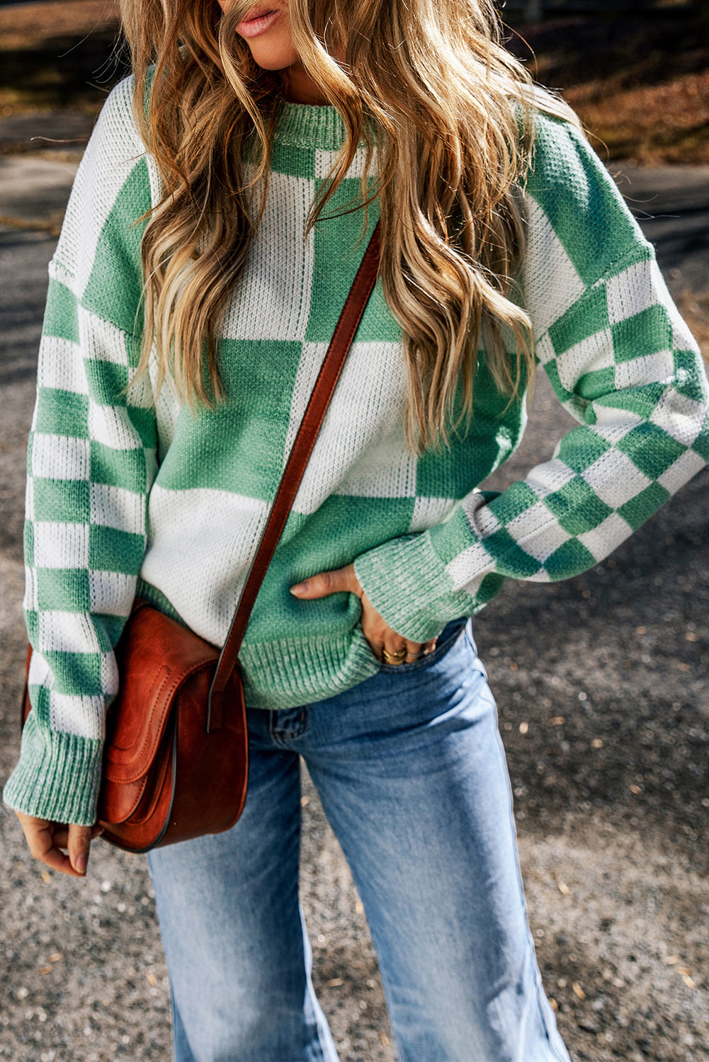 Mint Green Sweater met een stijlen en schoudertassen