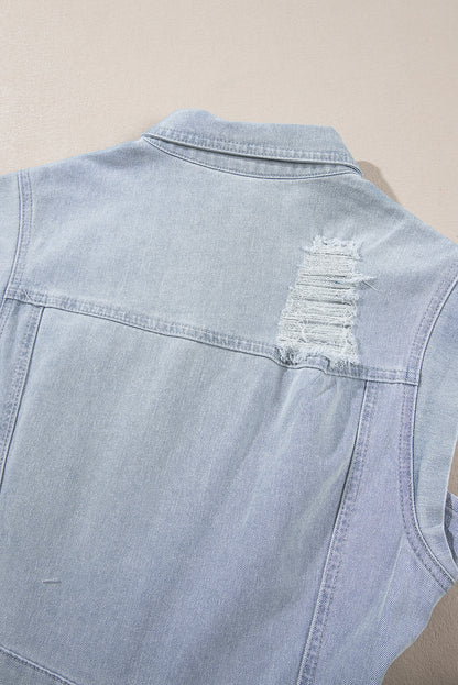 Hellblaues acid wash flap pockets ausgefranstes denim-kleid