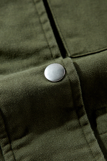 Moosgrüne jacke mit reißverschluss und enger taille mit druckknopfverschluss