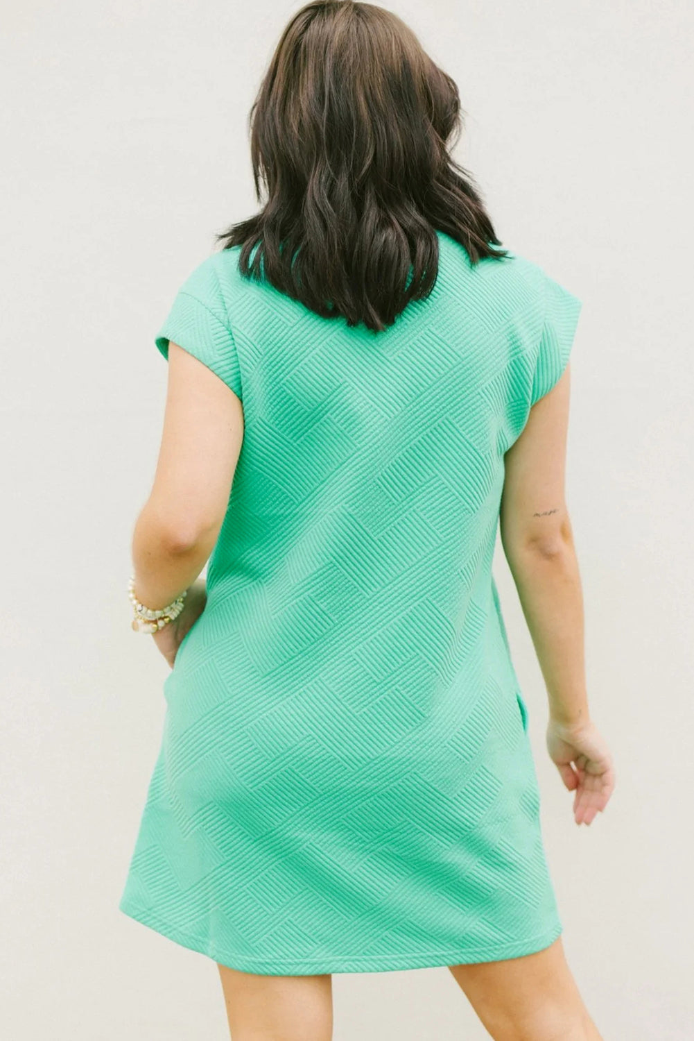 Mint groen gestructureerde t-shirtjurk met lange mouwen