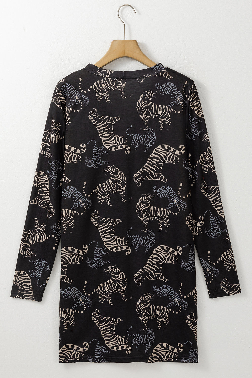 Black Wild Tiger Print Button Placket Cardigan