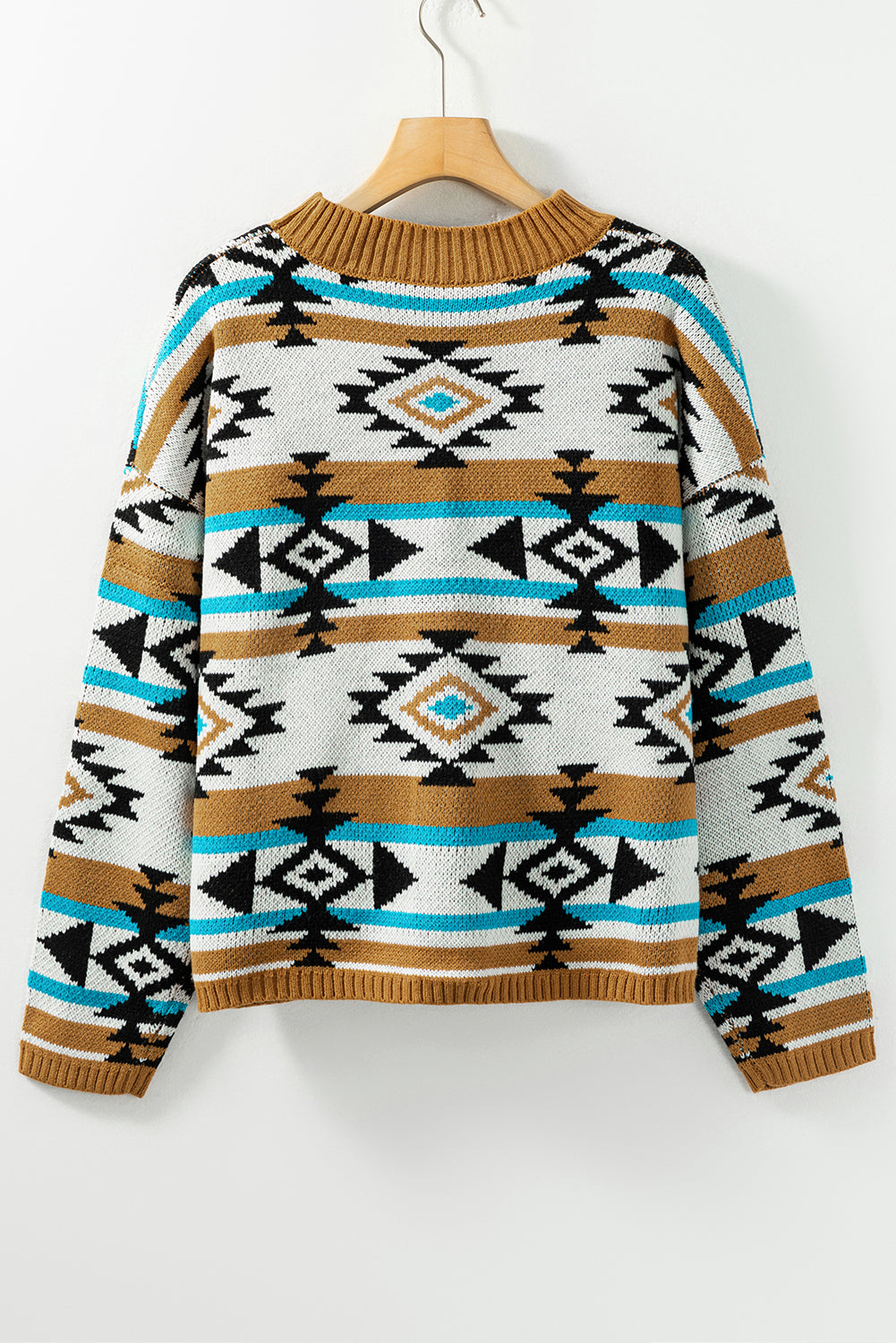 Brauner aztekisch gestreifter strickpullover mit rippstrickbesatz