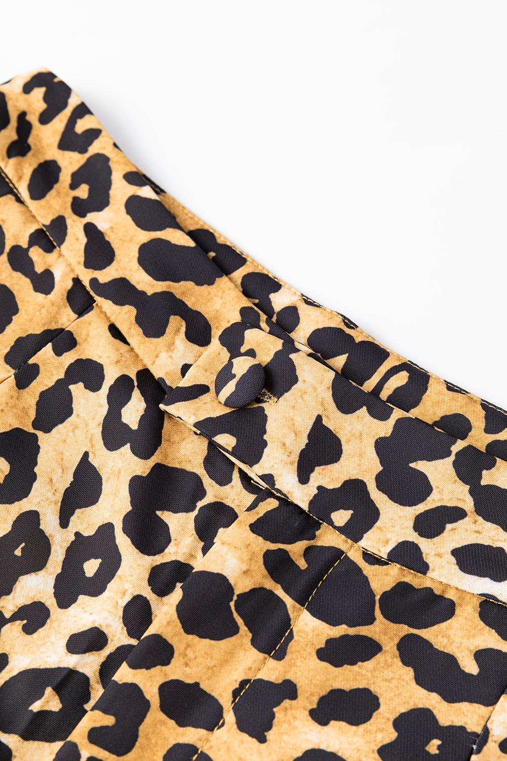 Weite hose mit leoparden-tiermuster