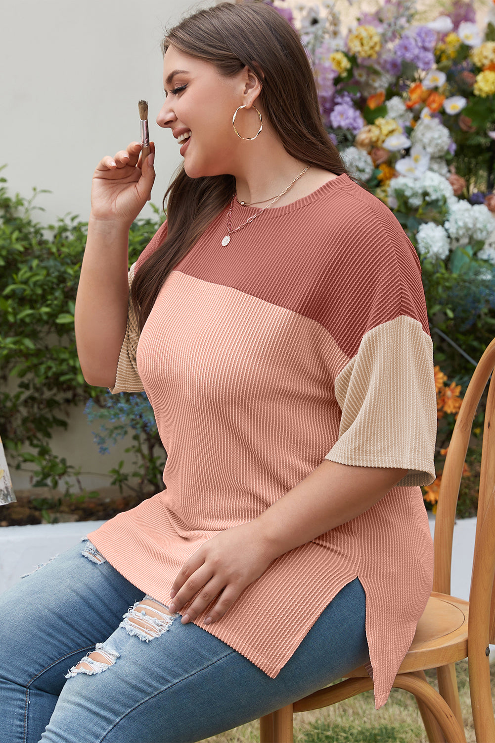 Rosa plus größe geripptes colorblock-t-shirt