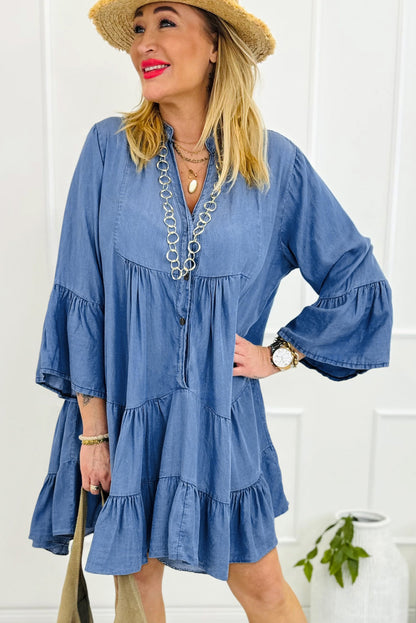 Himmel Blue Chambray-jurk met verzamelde 3/4 mouwen en spleet V-neckline