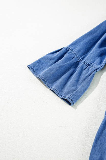 Himmel Blue Chambray-jurk met verzamelde 3/4 mouwen en spleet V-neckline