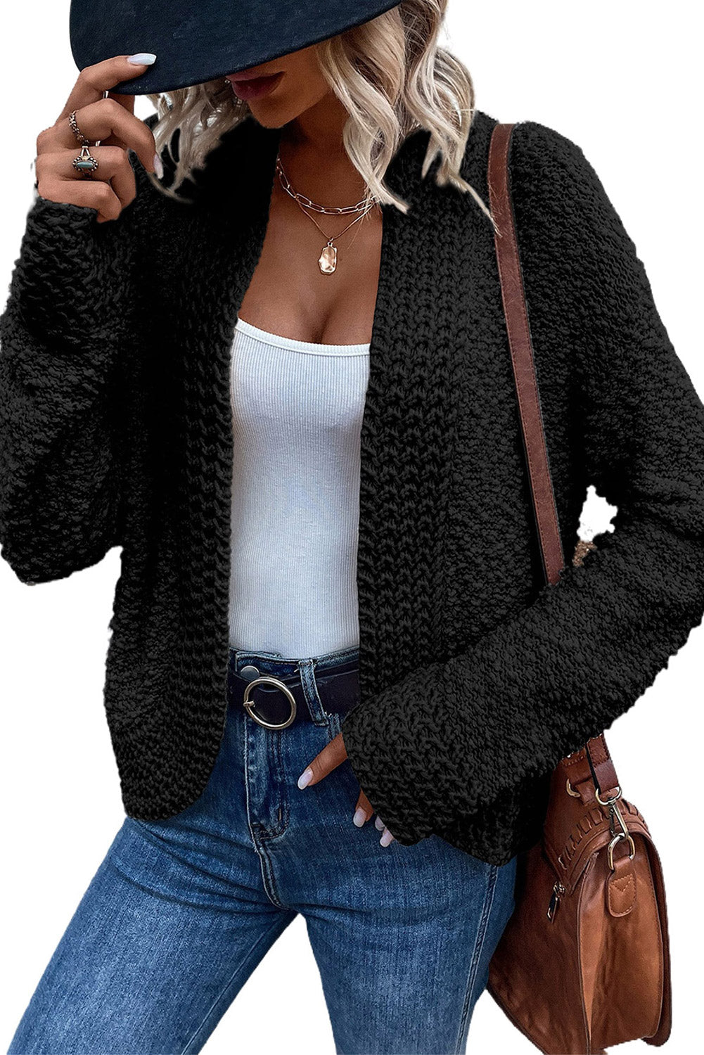 Schwarzer popcorn-strickcardigan mit offener vorderseite