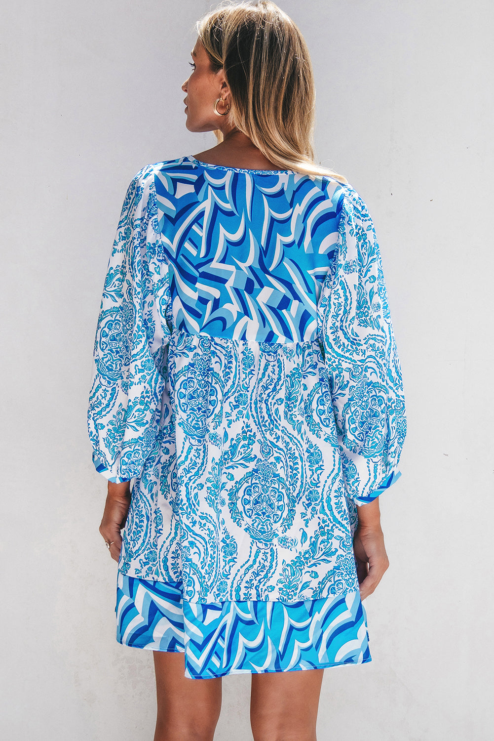 Himmelblau Boheemse print Puff Sleeve Tied V Neck uitlopende mini -jurk