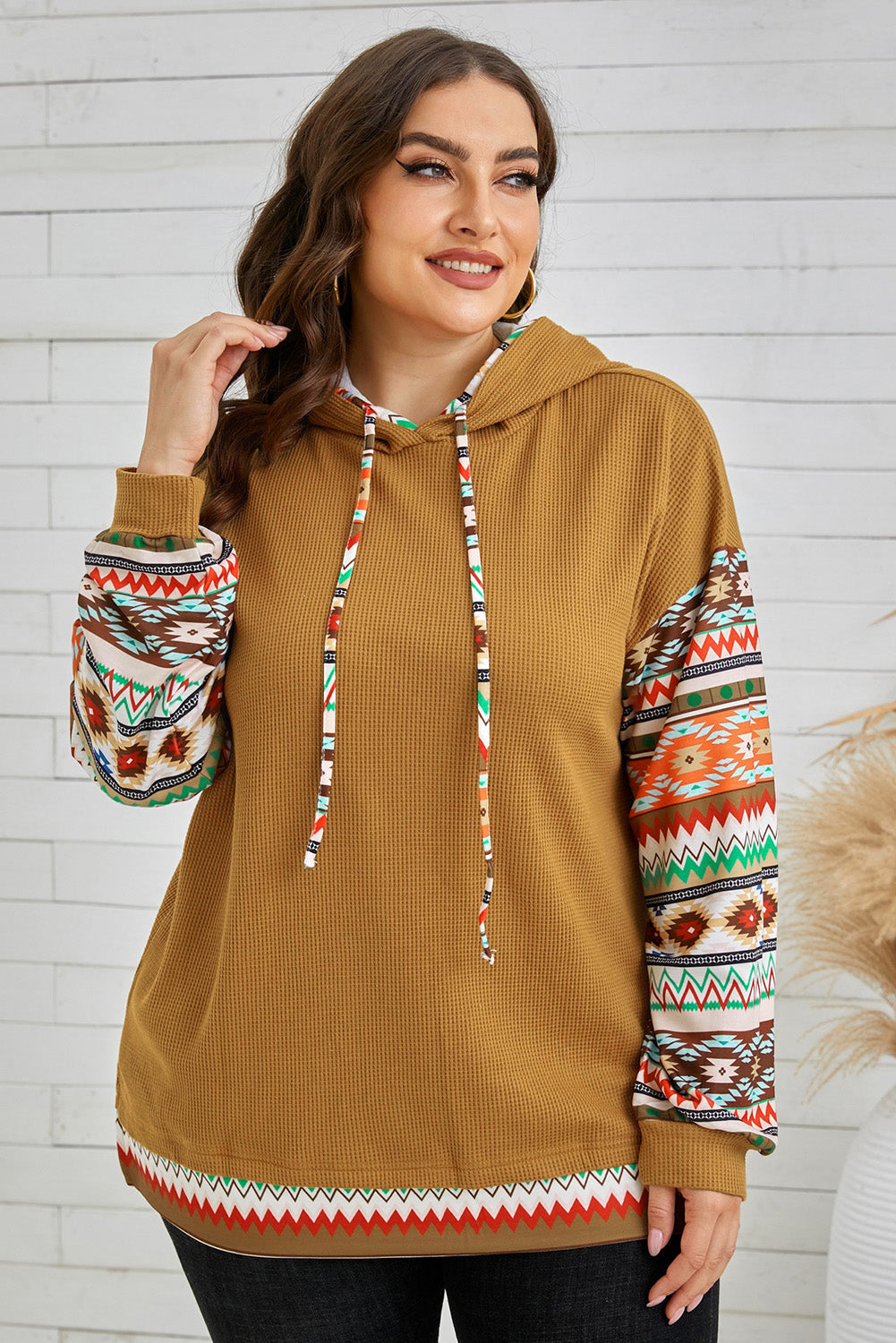 Camel aztec patchwork ärmel waffel kordelzug plus kapuzenpulli