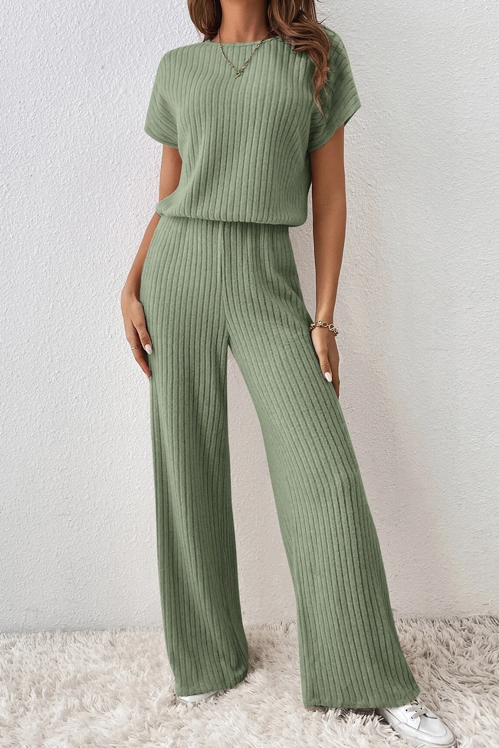 Gras -Green vaste kleur geribbeld kort -zoven wide been jumpsuit