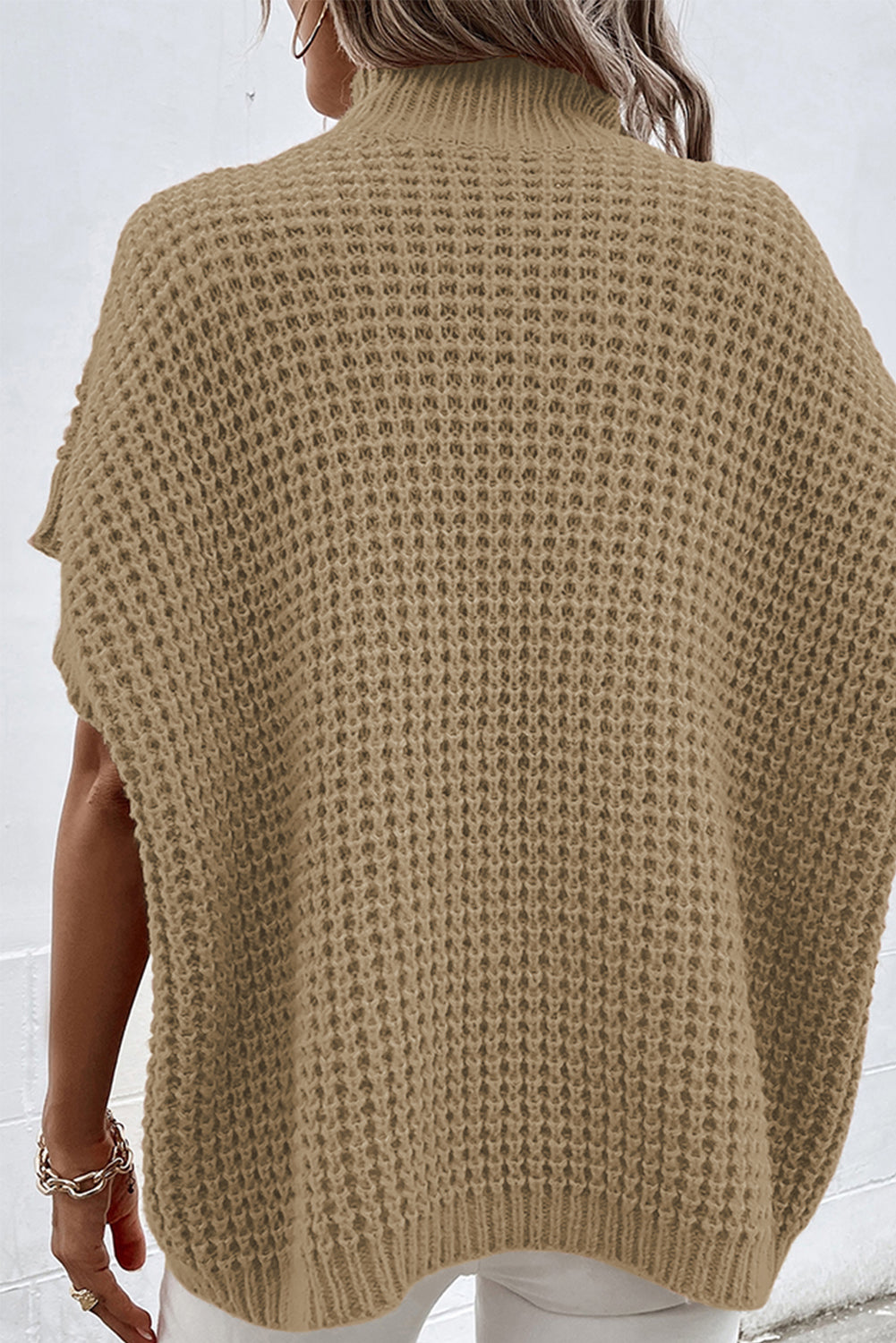 Helles french beige hoher hals kurzer batwing ärmel strukturierter strickpullover