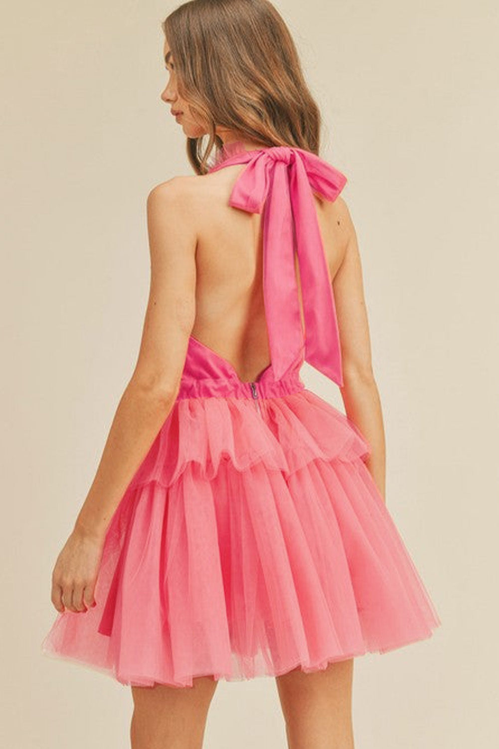 Strawberry pink gauze ruffle tiered knotted halter kleid