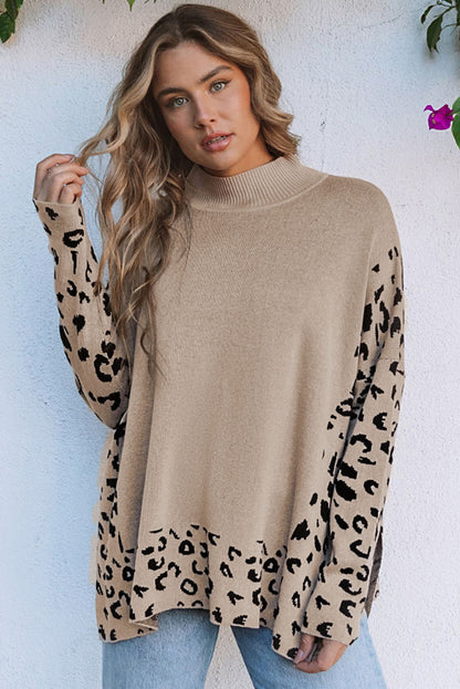 Khaki leopard pullover mit hohem halsausschnitt und seitenschlitz in übergröße