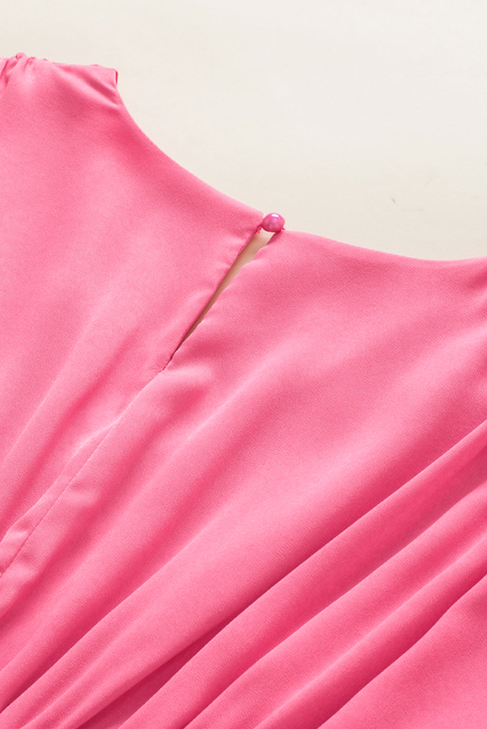 Strawberry Pink verzamelde mouwen V-hals Smock taille verzamelde jurk