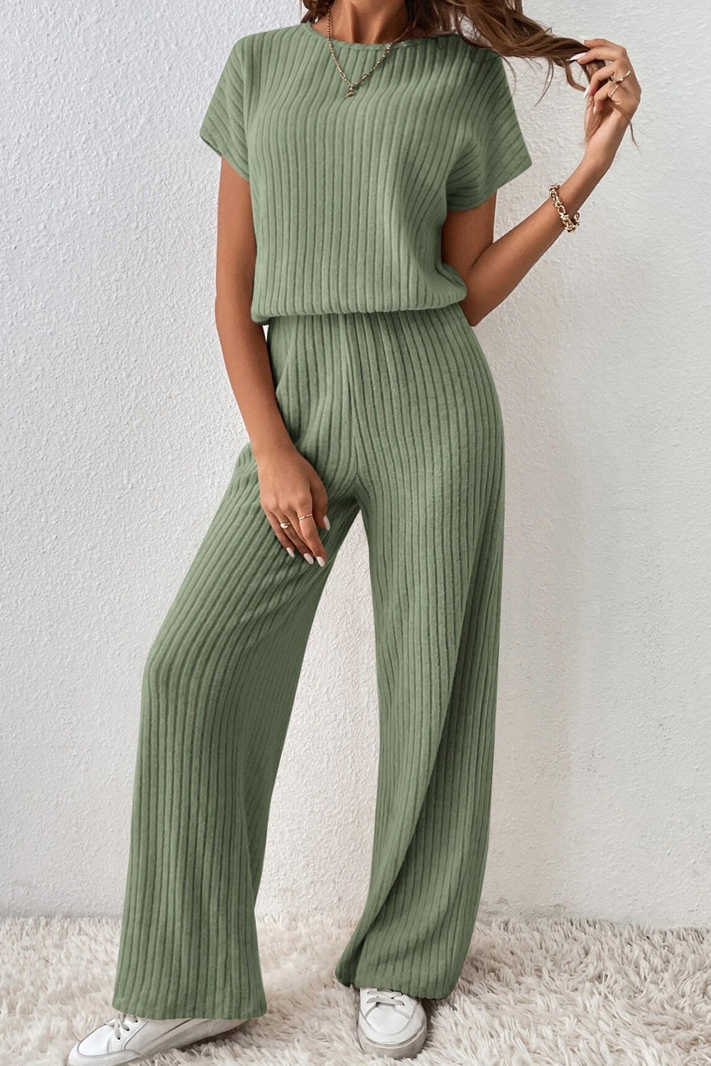 Gras -Green vaste kleur geribbeld kort -zoven wide been jumpsuit