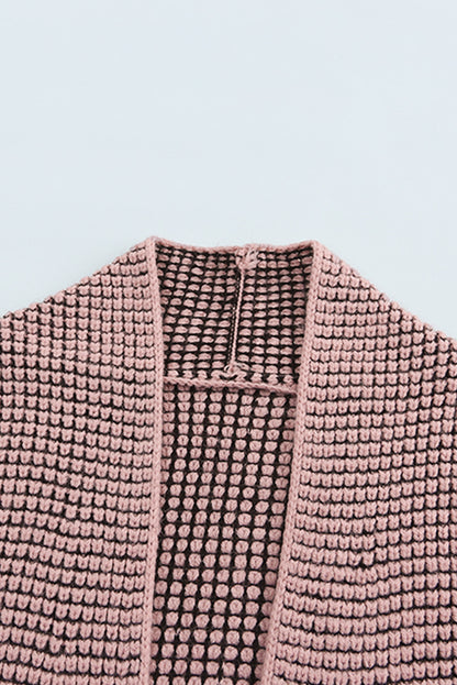 Rosa karierter strickcardigan mit offener vorderseite