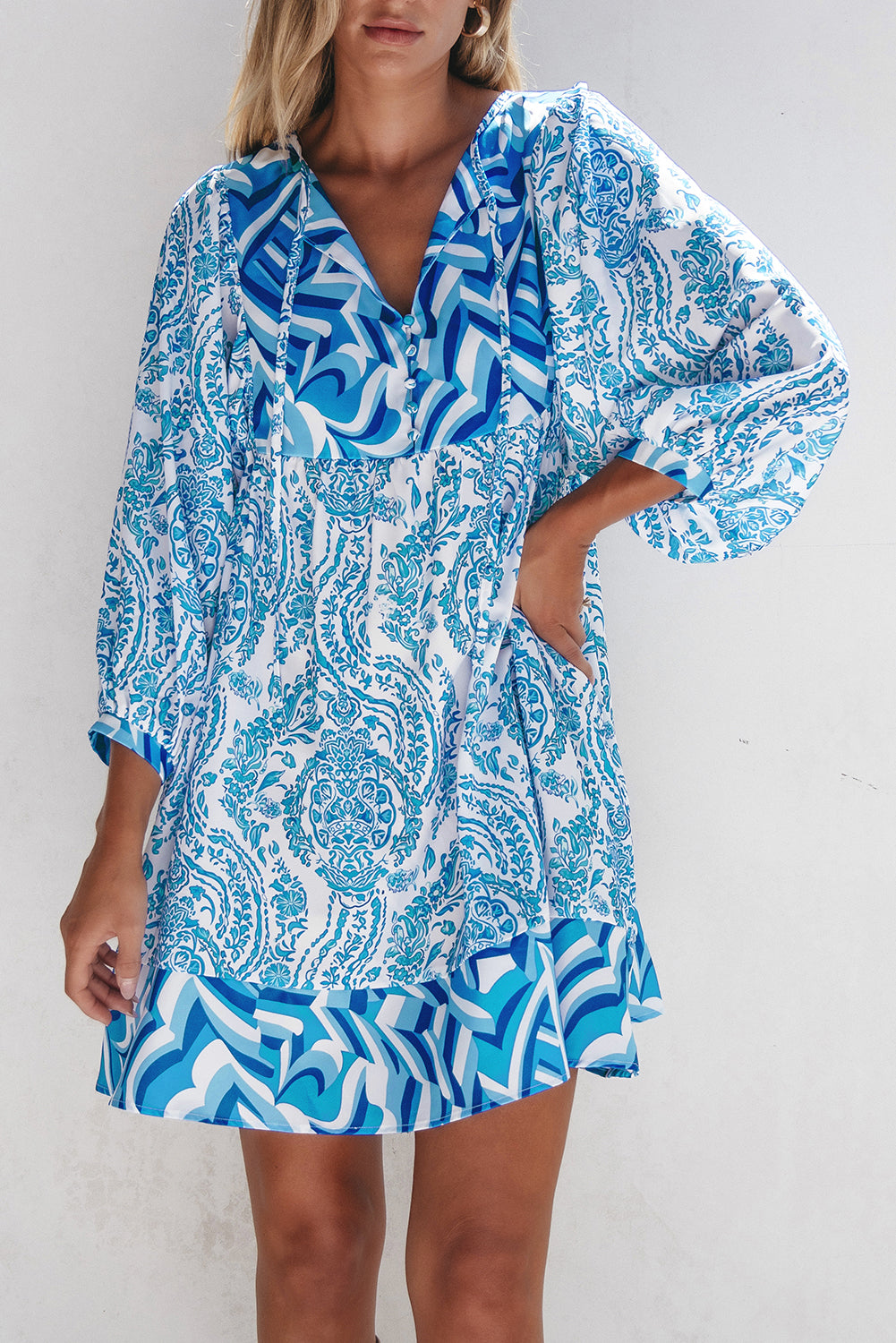 Himmelblau Boheemse print Puff Sleeve Tied V Neck uitlopende mini -jurk