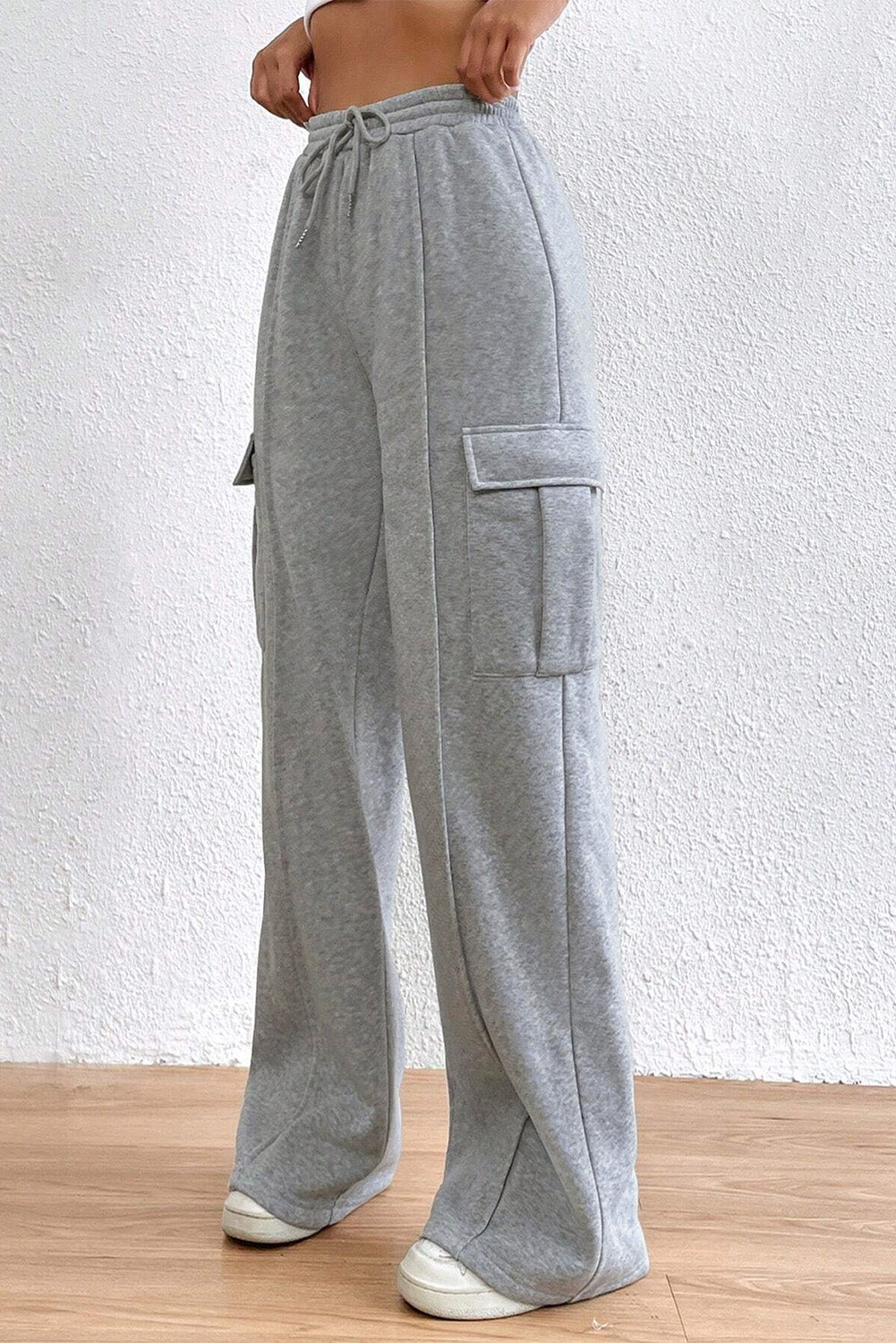 Hellgraue cargo-sweatpants mit kordelzug an der taille