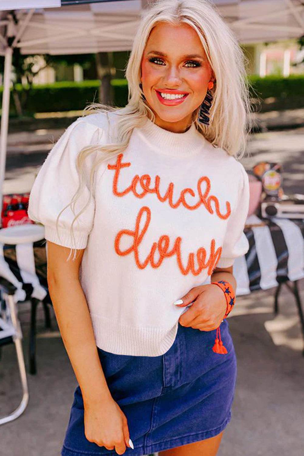 Weißer touchdown tinsel puff short sleeve rundhalsausschnitt pullover