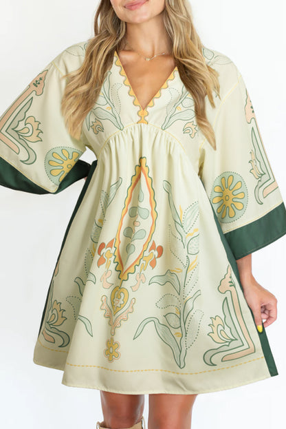 Mehrfarbiges boho print v-ausschnitt empire-taille kurzes kimono-kleid