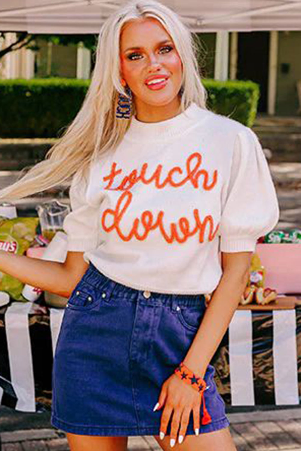 Weißer touchdown tinsel puff short sleeve rundhalsausschnitt pullover