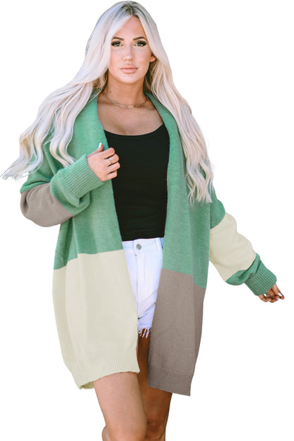 Grüner colorblock-cardigan mit offener vorderseite