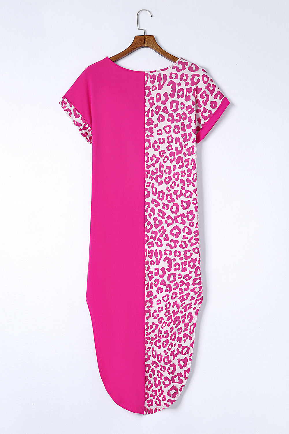 Rose contrast solid leopard kurzarm-t-shirt-kleid mit schlitzen